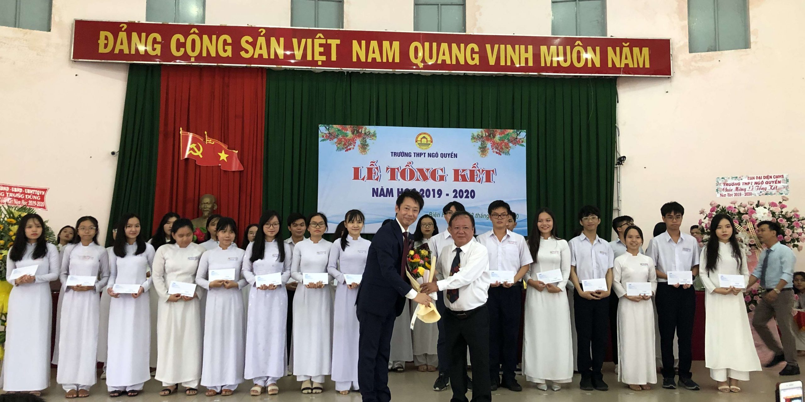 Scholarships 2020 for Ngo Quyen High School from YKK Vietnam - YKK