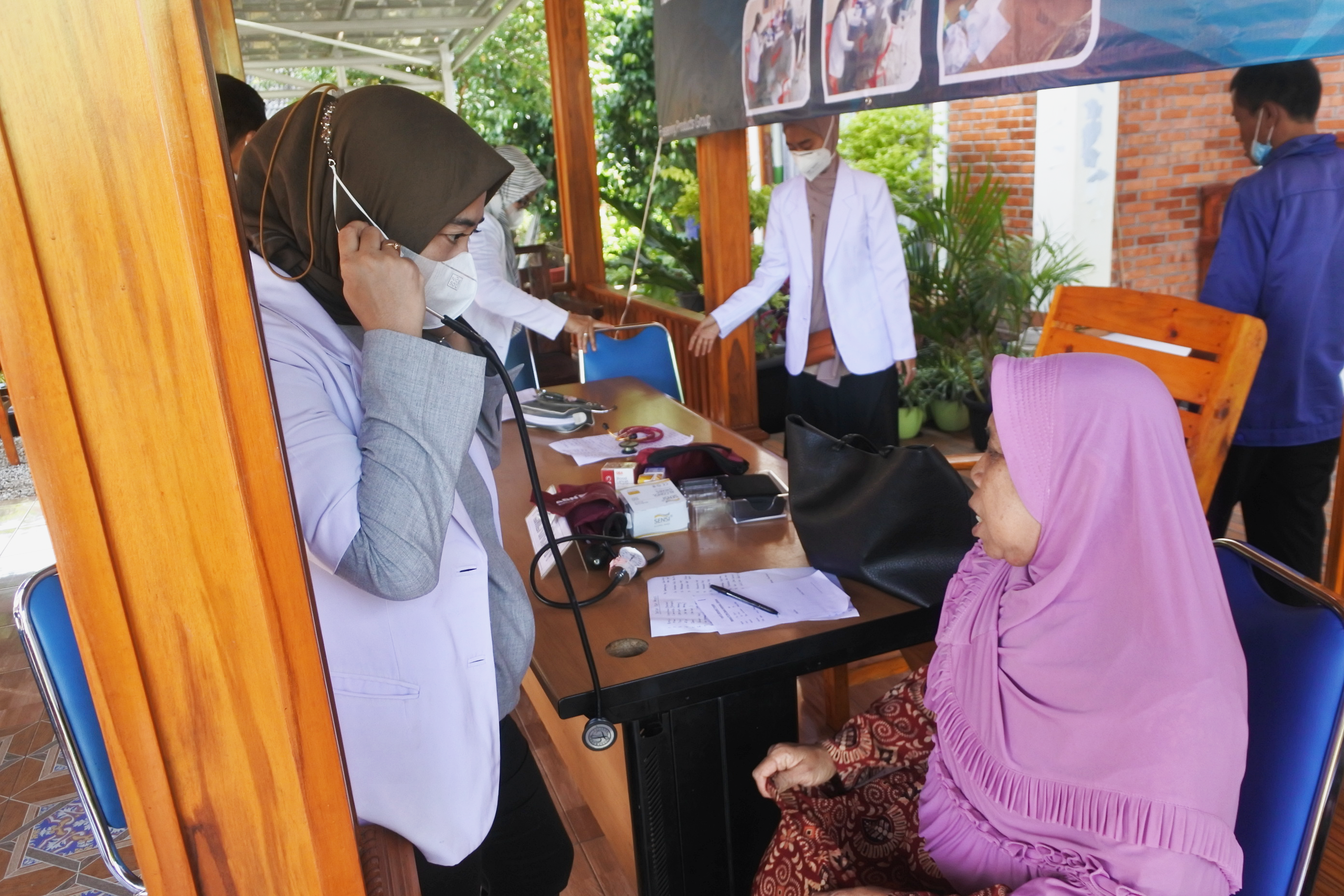 YKK Indonesia free health clinic_3