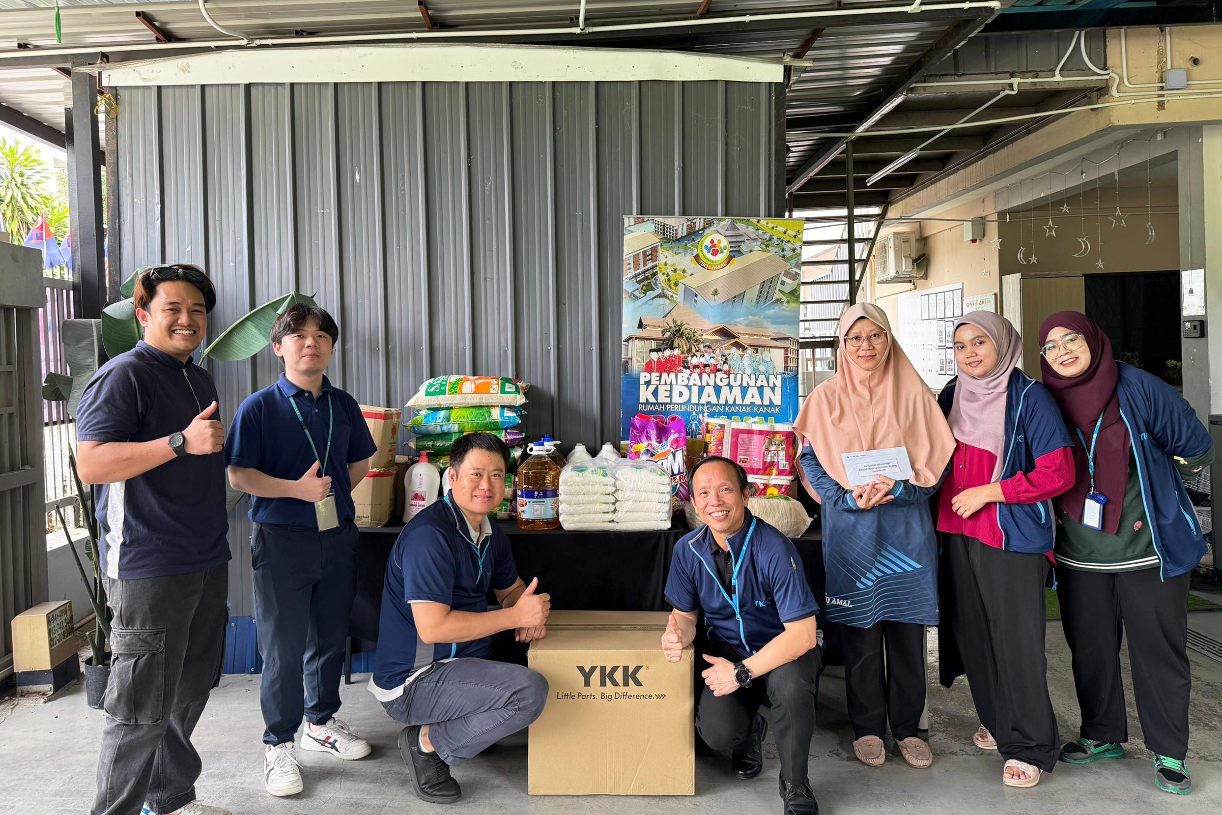 YKKMYS Ramadan Donation Drive (1) Group photo of YKK staff with donation items